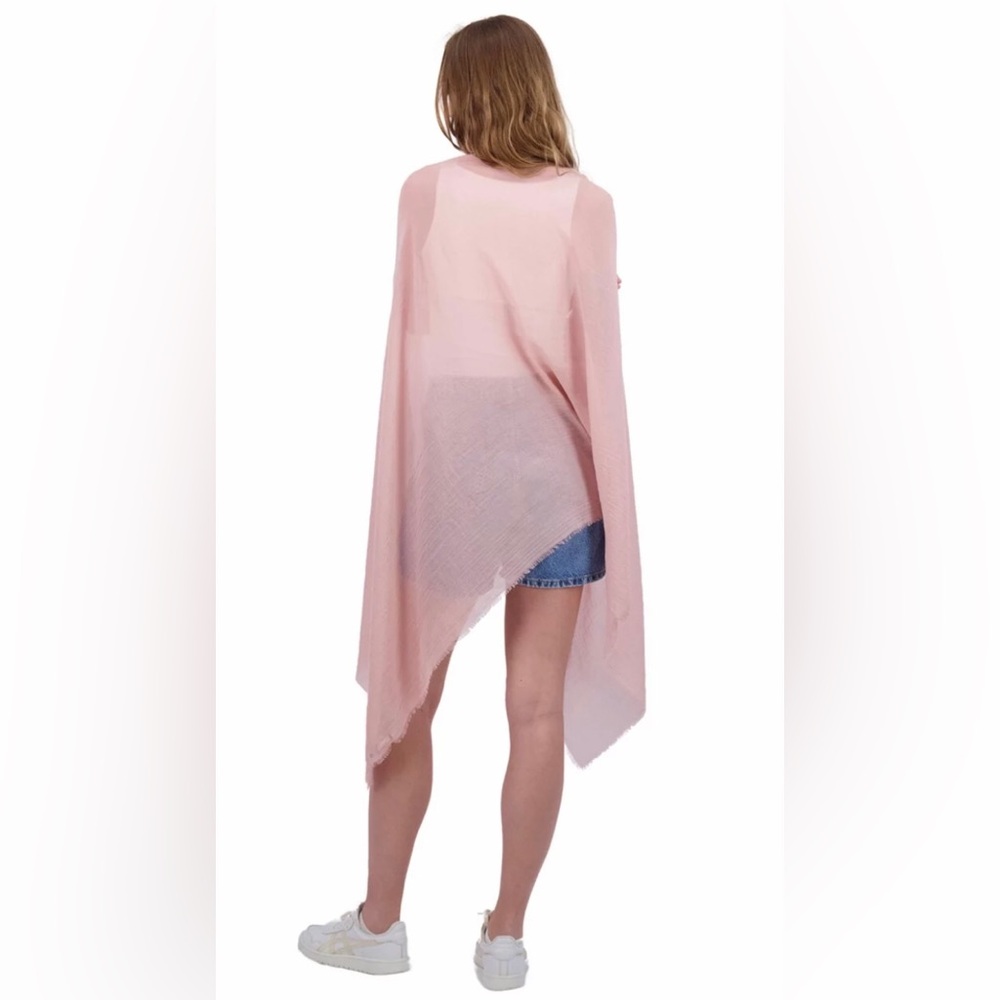 Tahari Oversized Cameo Rose Viscose Lightweight Wrap/Cardigan - One Size